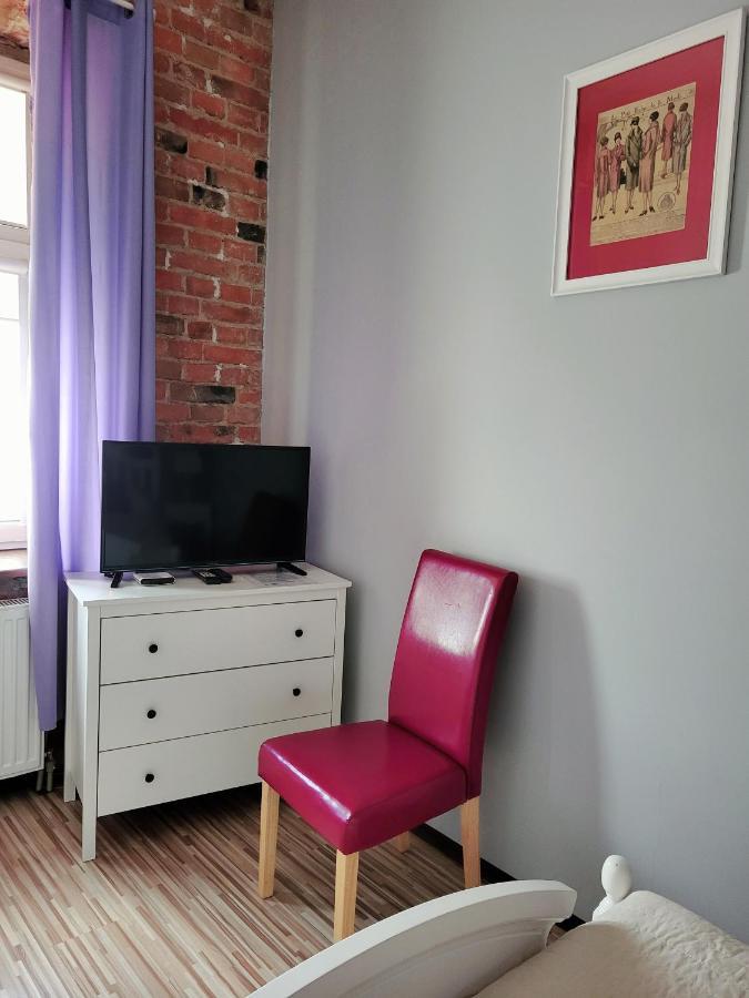 Nowy Rynek 10 Apartment *